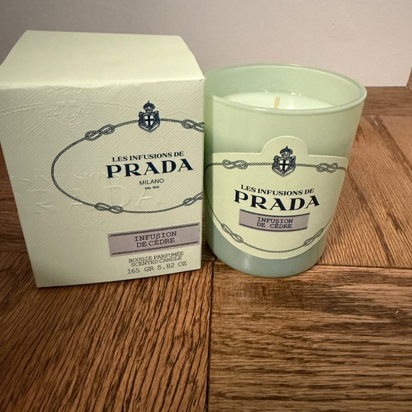 Prada Les Infusions de Cèdre Candle - Picture 1 of 4
